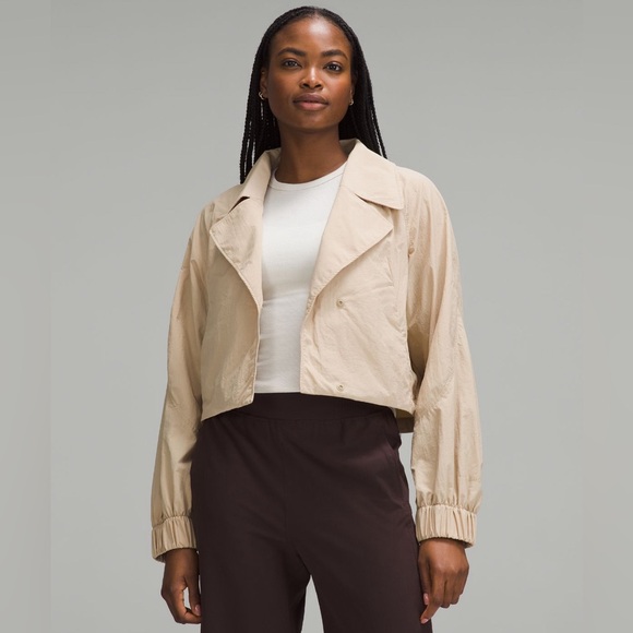 Cropped Trench Jacket Size Medium - Picture 1 of 5